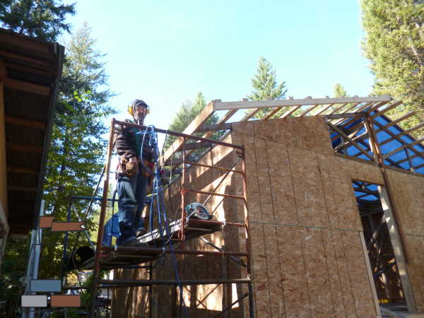 A fascia board along the edges of the trusses, and along the strapping holds it all together