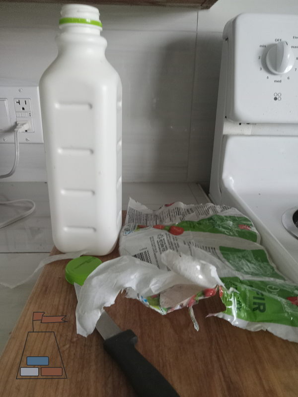 sprinkle-bottle-kefir-remove-label600x800.jpg